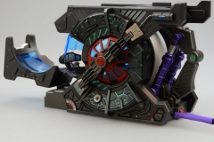 GAT-X105-Ali-Strike-Cockpit-01