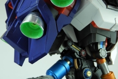 RX-0-Gundam-Bust-13