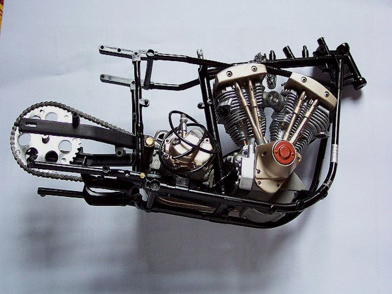 1/8 Harley engine mounted