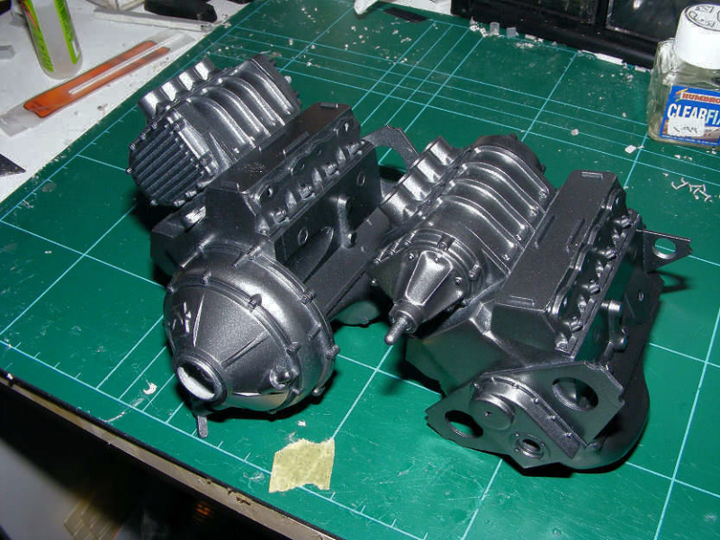 Lindberg 1/8 dragster engine painted