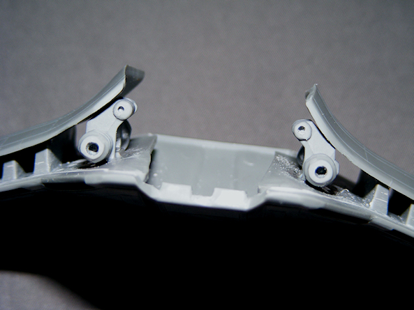 Revell Babylon 5 Starfury-02