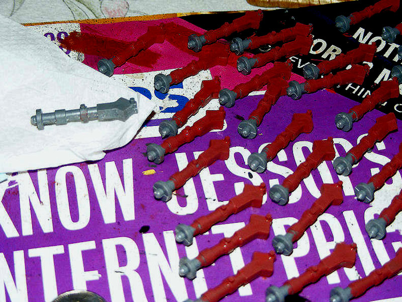 1/200 North Cormorant well heads painted