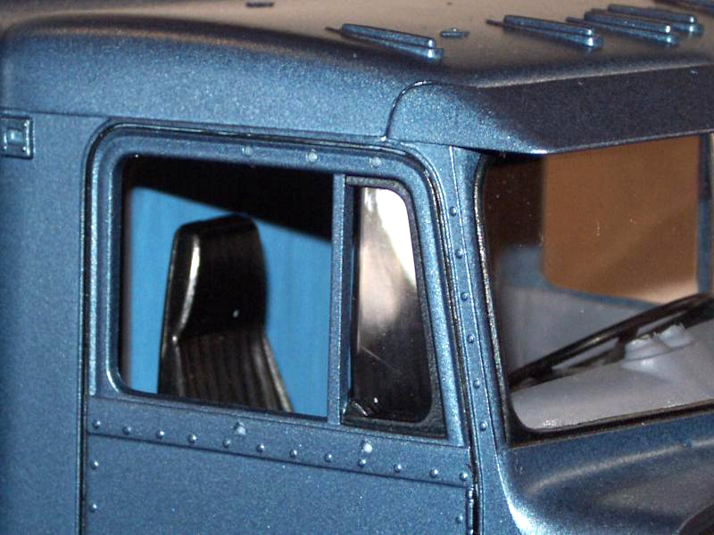 Peterbilt 395 close up of rear fitted cab interior